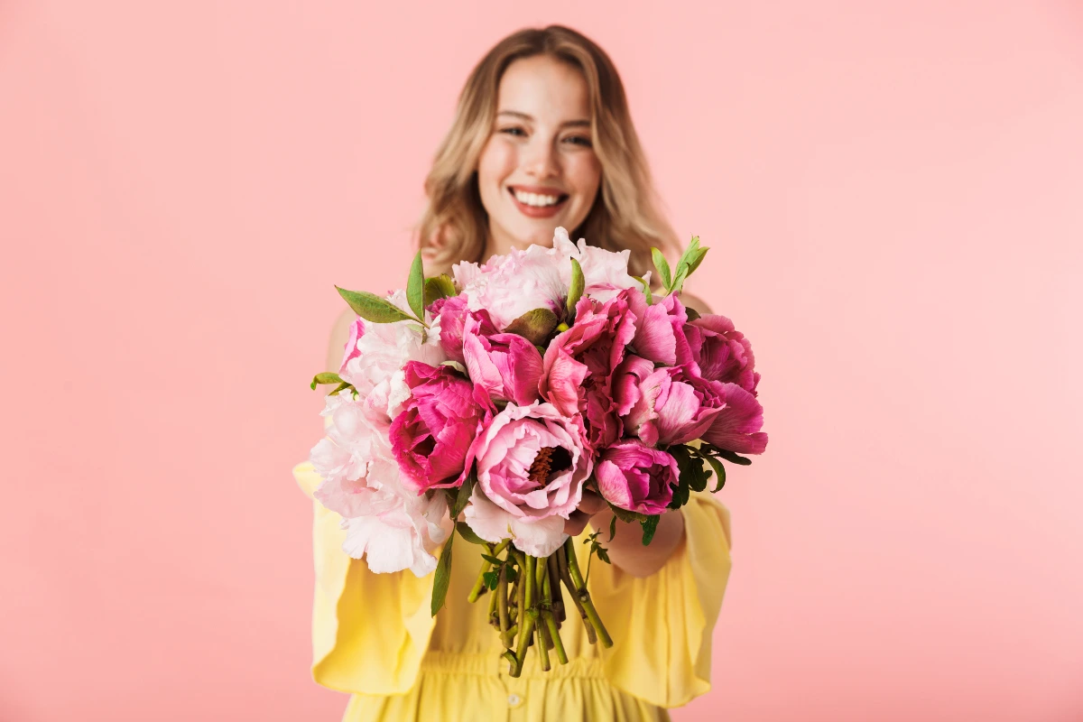 Flowers That Symbolize Strength: Perfect Gifts for Women’s Day 2025